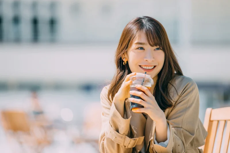 女性の悩みイメージ